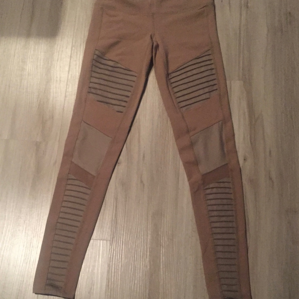 ALO MOTO LEGGINGS